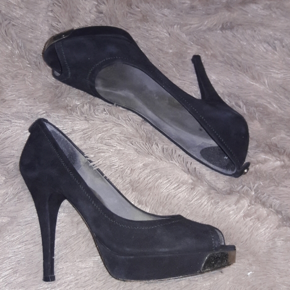 Used stuart weitzman heels - Picture 2 of 4